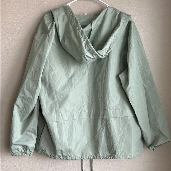 Mint Green Women's Hooded Rain Jacket Size Large - Picture 4 of 4
